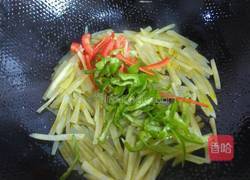 土豆炒鸡腿菇的做法图解5