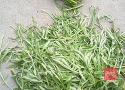 腊肉炒芦蒿的做法图解1