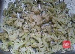 胡萝卜菜花炒肉片的做法图解2