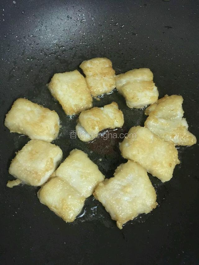 煎到至两面金黄色