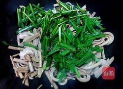 五花肉炒蕨菜的做法图解7