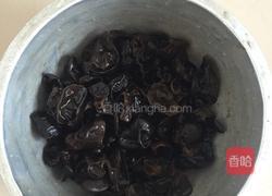 香菇木耳鸡蛋粉条素馅的做法图解2