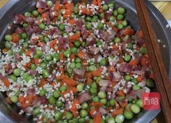 咸蛋糯米饭的做法图解3