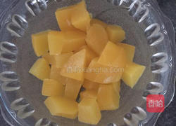 黄桃葡式蛋挞的做法图解1