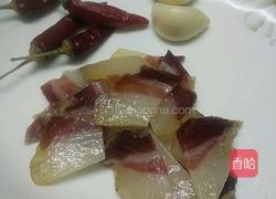 黎蒿炒腊肉的做法图解3