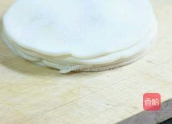 饺子皮变身葱油饼的做法图解5