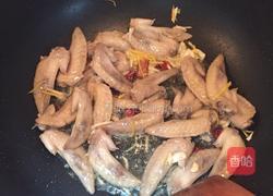 红烧鸡翅尖的做法图解3