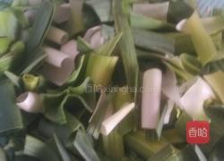 洋大蒜烧豆腐的做法图解1