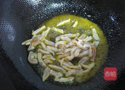 野蒜炒咸肉丝的做法图解3
