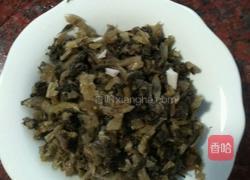 肉圆酸菜面的做法图解2