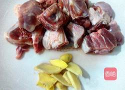 鸭肉焖土豆的做法图解1