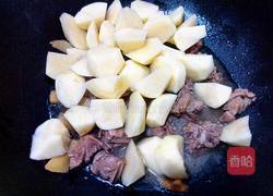 鸭肉焖土豆的做法图解5