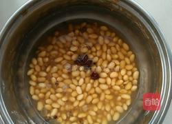 黄豆拌豆苗的做法图解2