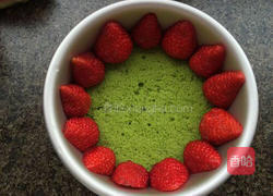 草莓慕斯的做法图解2