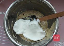 玫瑰燕麦戚风蛋糕的做法图解12