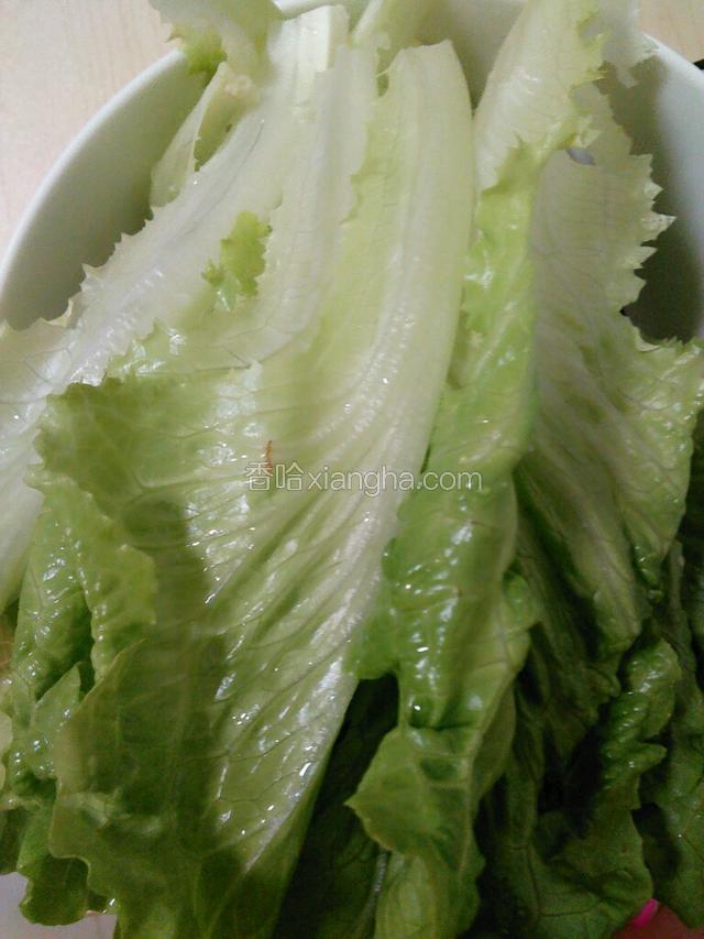 生菜洗净备用