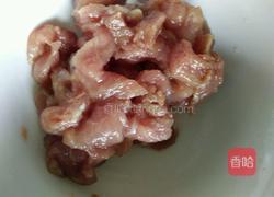 芹菜千張炒肉片的做法圖解1