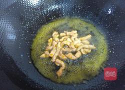 包菜炒肉丝的做法图解3