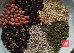 八宝珍粥的做法图解1