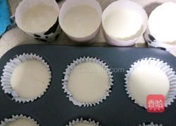 奶盖纸杯戚风的做法图解9