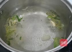 裙带鸡蛋汤的做法图解2