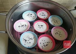 牛奶黑芝麻米糕的做法图解3