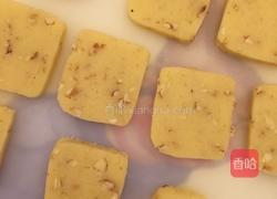 黄油杏仁曲奇?的做法图解1