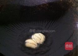 卤味猪蹄炒青椒的做法图解3
