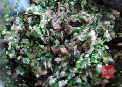 韭菜猪肉馅饺子的做法图解5