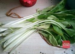 腌菜花炒肉的做法图解1