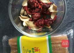 红枣百合银耳汤的做法图解2