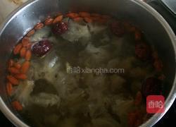 红枣百合银耳汤的做法图解3