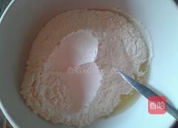 炼乳香浓饼干的做法图解1