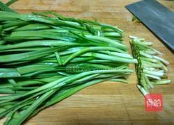 韭菜炒鸡蛋的做法图解1