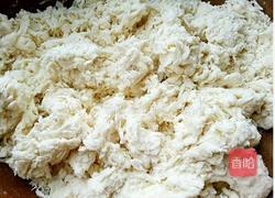 胡萝卜香菇水饺的做法图解1