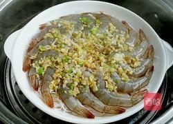 蒜蓉粉丝蒸大虾的做法图解9
