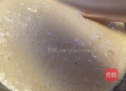 香蕉松饼的做法图解2