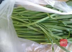 韭菜炒饼的做法图解2