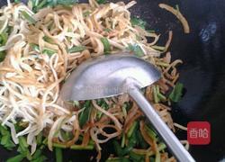 韭菜炒饼的做法图解8