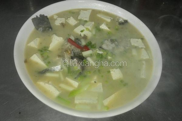 鲫鱼豆腐汤