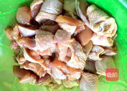 Cantonese style homemade spicy chicken recipe illustration 2