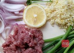 香辣老干妈辣椒酱的做法图解1