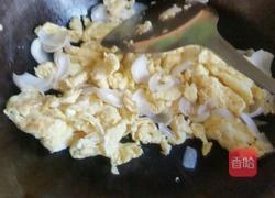 百合炒鸡蛋的做法图解6