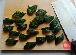 蒜泥黄瓜片的做法图解5