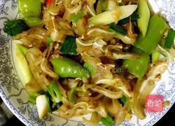 青椒炒猪耳朵的做法图解4