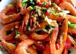 爆炒大虾我自己起的名字，因为做法也是我自己乱做的。的做法图解3