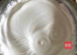 十寸戚风蛋糕的做法图解2
