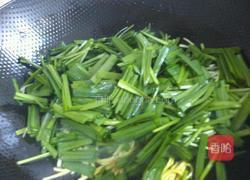 韭菜炒百叶的做法图解4