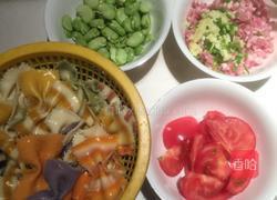 肉沫蚕豆鲜香蝴蝶面的做法图解2