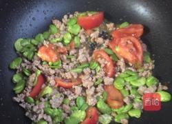 肉沫蚕豆鲜香蝴蝶面的做法图解6